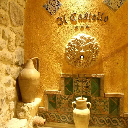 فندق مبيت وإفطار Il Castello بتراليا سوتانا
