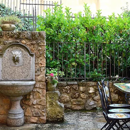 فندق مبيت وإفطار Il Castello بتراليا سوتانا