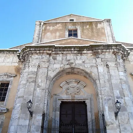Il Castello فندق مبيت وإفطار