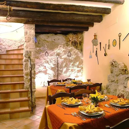 Il Castello 3*