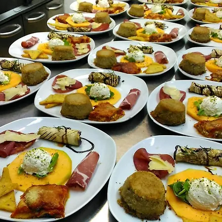 Il Castello فندق مبيت وإفطار 4*