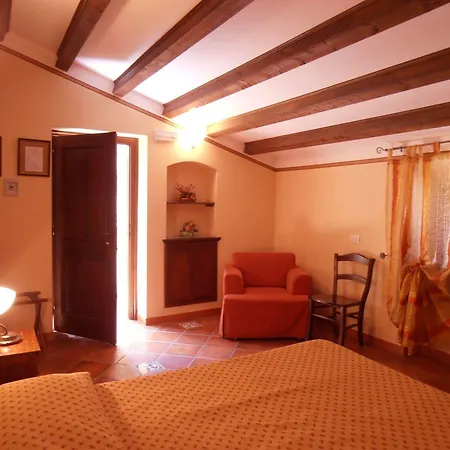 Il Castello Petralia Sottana