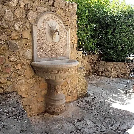 Il Castello Bed and Breakfast